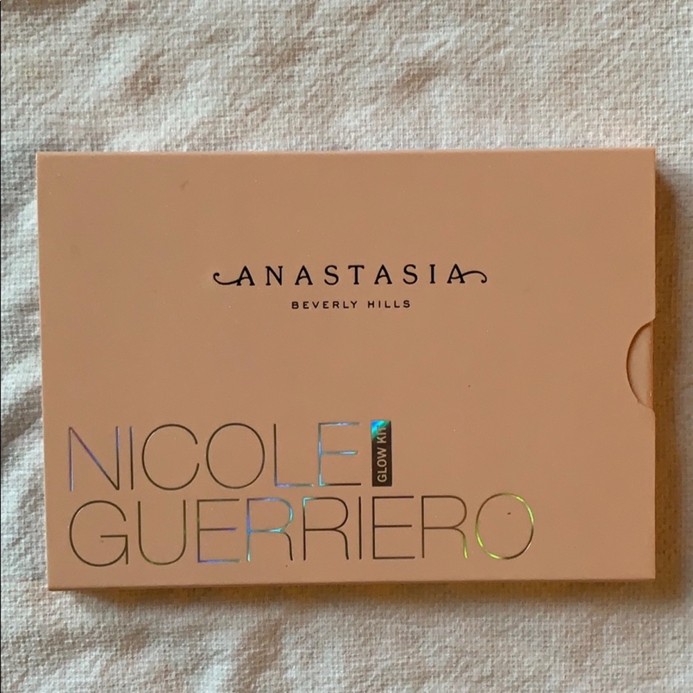 anastasia beverly hillsxnicole guerriero highlight